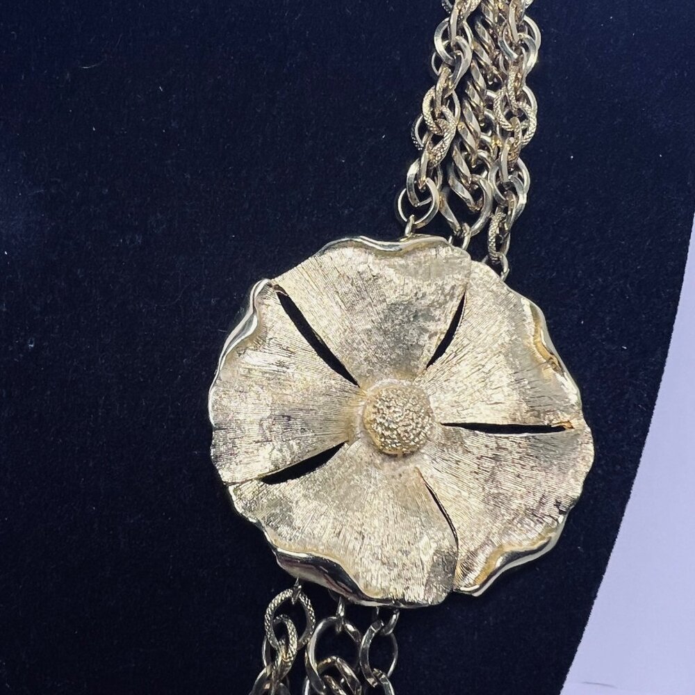 TAN Gold Tone Chunky Triple Strand Necklace With Floral Hook Clasp (5636) - Picture 2 of 6